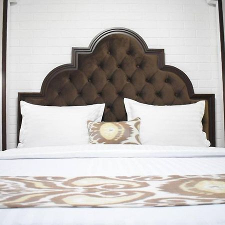 The Shahar Hotel Tasken Kültér fotó