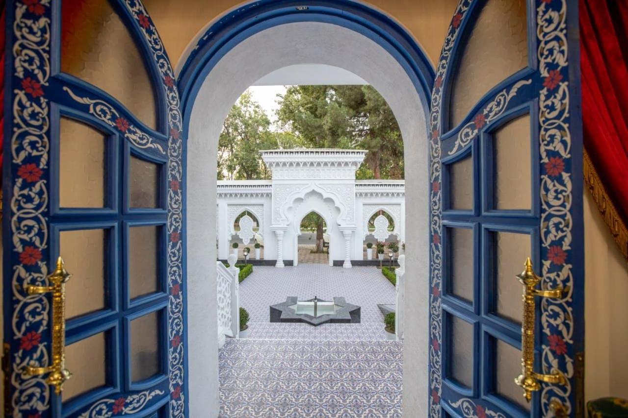 The Shahar Hotel Tasken Kültér fotó